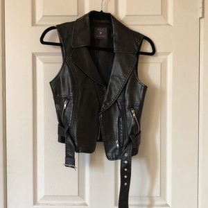FOREVER 21 Leather Biker Vest